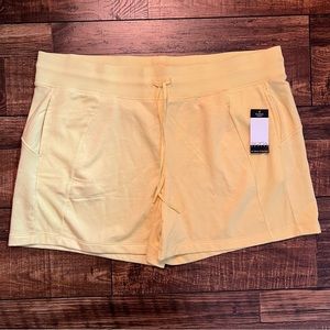 🆕 Sofía Active by Sofía Vergara shorts size XXL (20)